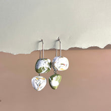 mini pebble hooks