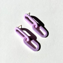 short link clay earrings in lilac