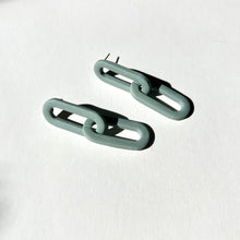 short link clay earrings in jasmine