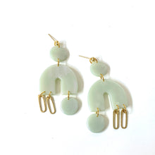 handmade arch style earring